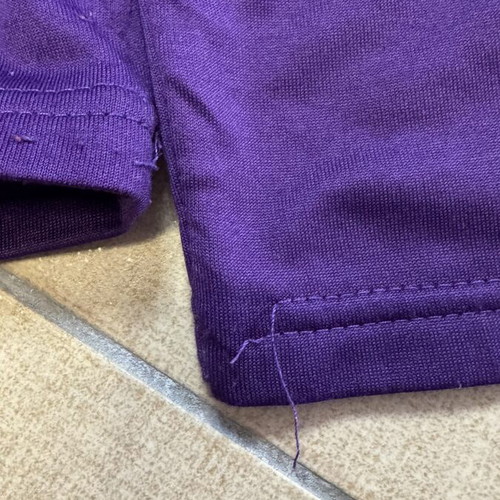 Women's purple blouse size S with small stitch cut