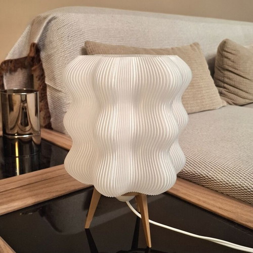 Table lamp wavy design new