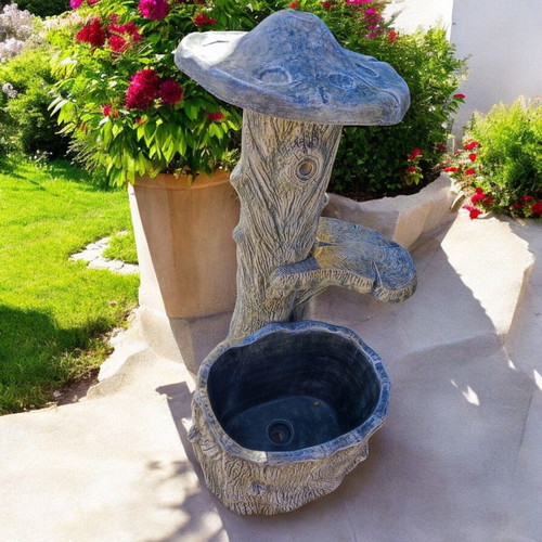 Isabella garden concrete fountain in black with beige and white