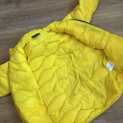 Peak Performance Helium 700 CUIN Down Hybrid Jacket M like new, yellow