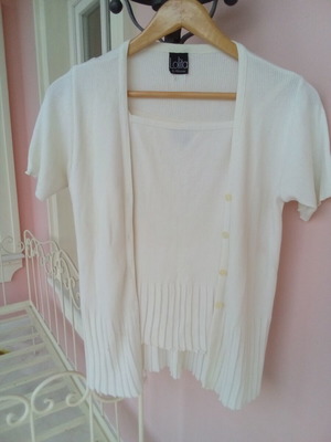 Women's top with cardigan size small like new