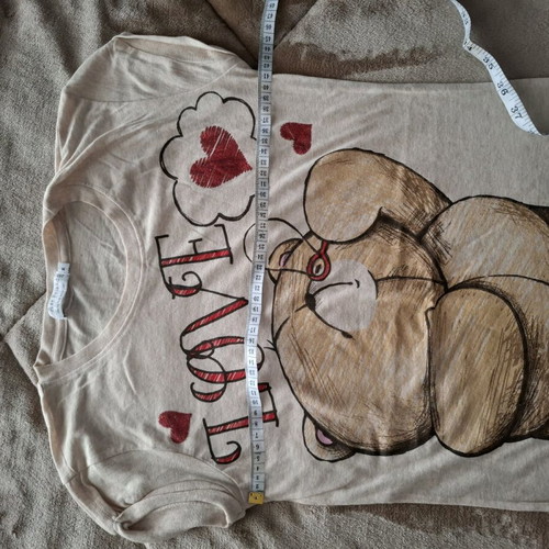 Forever Friends T-shirt beige like new, size M