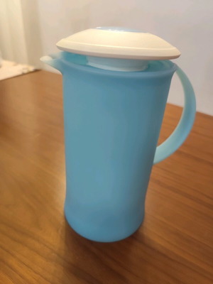 Tupperware thermos jug used