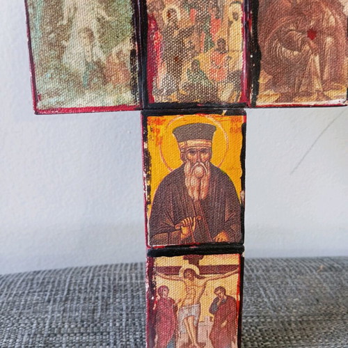 Vintage cross composition with canvases used 23x12 cm