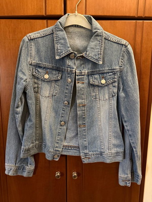 Denim jacket teen used, size 152, blue