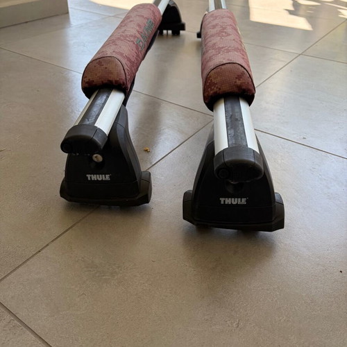 Thule roof racks used for BMW Series 1 and 3 with screw mount