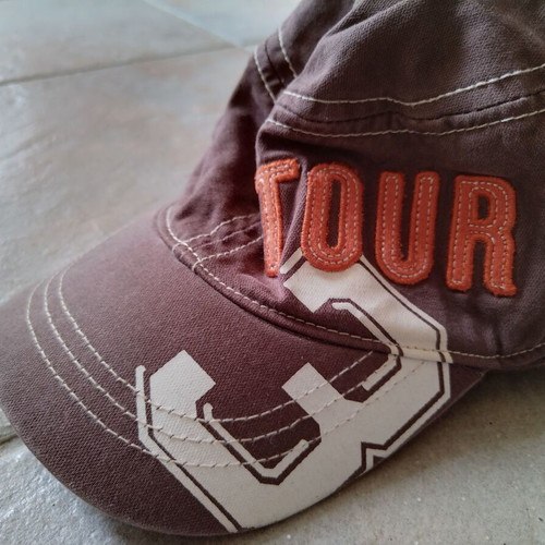 H&m hat for 3-6 years like new