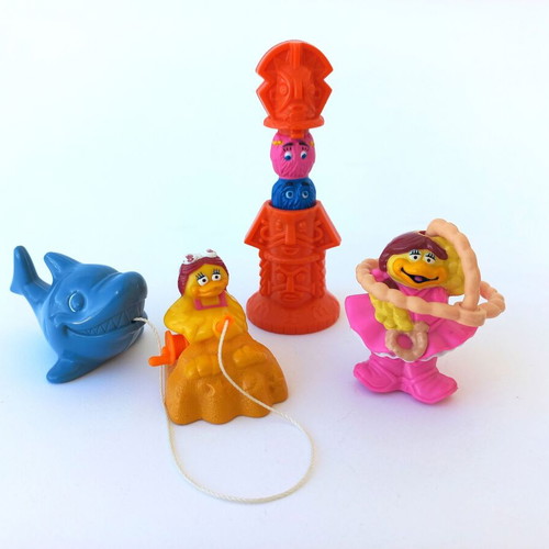 McDonald's collectible figures set of 3 like new, 1995-96