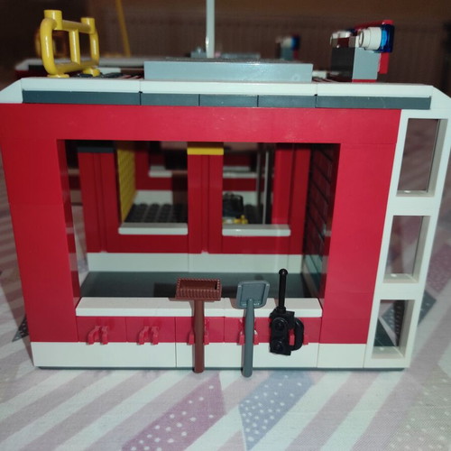 Lego City 7208 like new with instructions and box