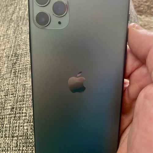 iPhone 11 Pro Max 64GB like new, 100% battery, black
