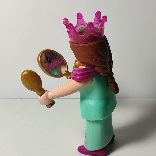 Playmobil Princess new with crown and mirror
