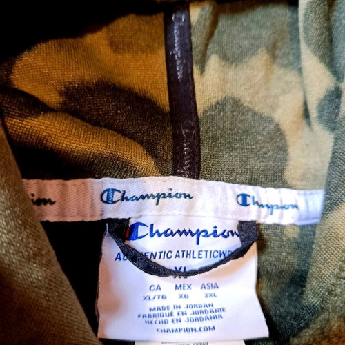 Champion XL hoody camouflage like new, multicolor green