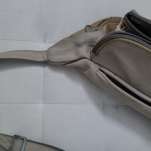 Champion waist bag used, beige with 3 zippered compartments