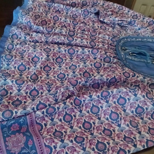 Cotton shirt size M like new, airy with satin details