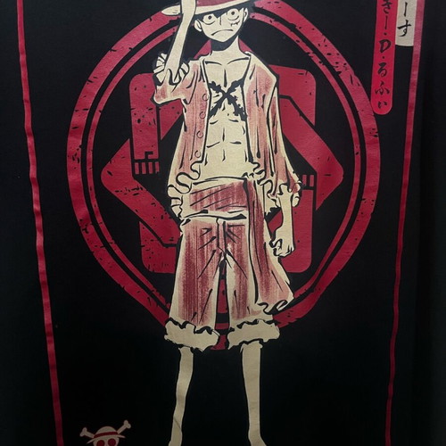 Tshirt One Piece Luffy oversized large like new, black