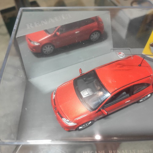 Renault Megane RS μοντέλο 1/43, πορτοκαλί μεταλλικό