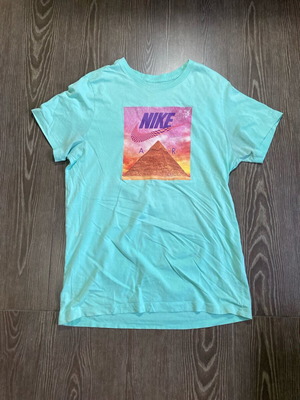 Nike Air turquoise shirt used, size L, with stitching on sleeve