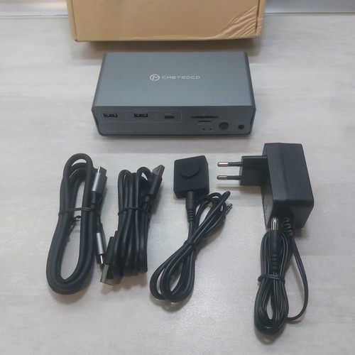 CMSTEDCD SW521 Professional KVM Switch Docking Station for 2 Computers and 2 Monitors