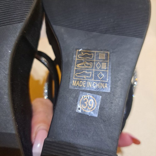 Platform sandals with black and silver laces with strass, new