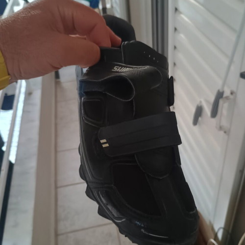 Shimano cycling shoes lightly used, size 46, ideal for mountain bike