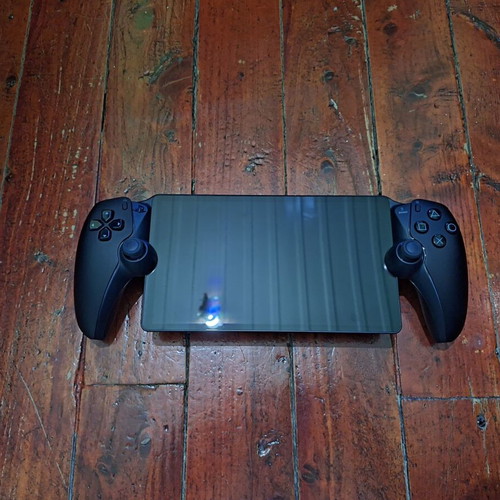 Sony Playstation Portal като нов с подарък протектор за екран