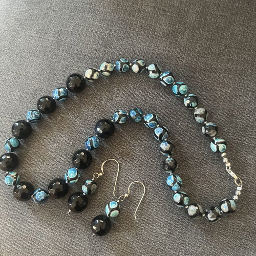 Handmade Jewelry Set with 925 Silver and Semi-Precious Stones like new