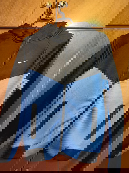 Καινούργια Nike Ζακέτα