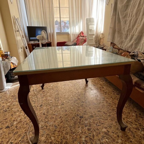 Table used, 1.20x0.95m, height 81cm