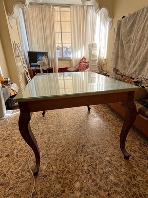 Table used, 1.20x0.95m, height 81cm