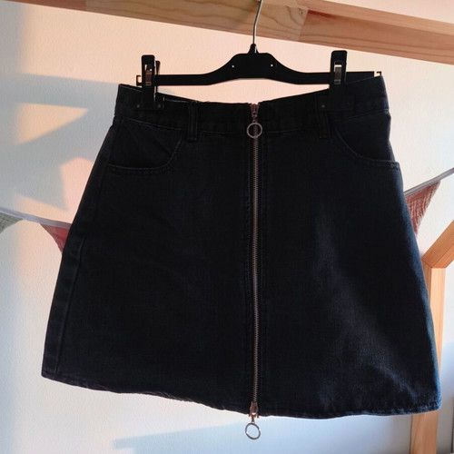 Denim skirt with zipper used, black, size S