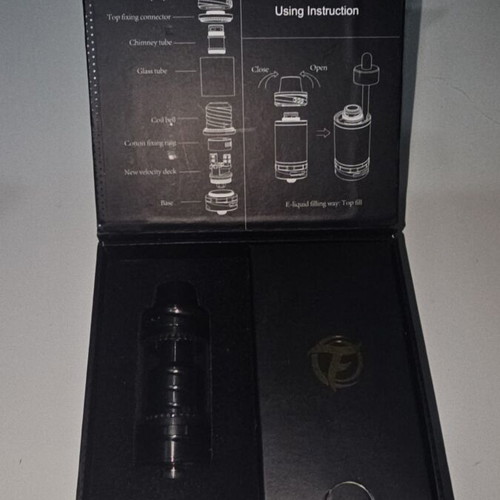 Vape atomizers Hustur good condition and Windforce like new with accessories