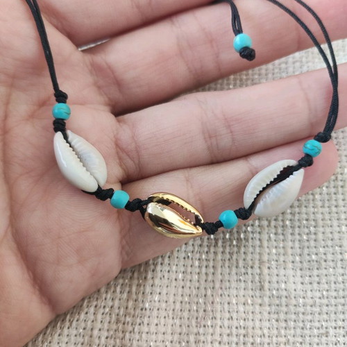 Handmade anklet new with shells