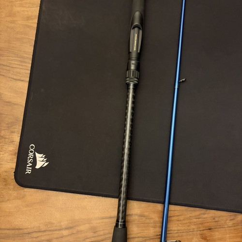 Savage Gear SGS2 CW 7-25gr fishing rod 2.51m like new