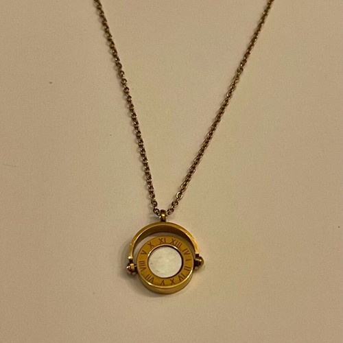 Necklace and earrings set like new