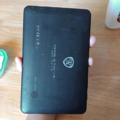 Small tablet used, suitable for children to watch cartoons and play games