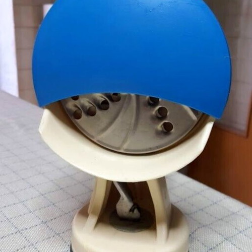 Vintage vegetable cutter used with 4 replacements and suction cup