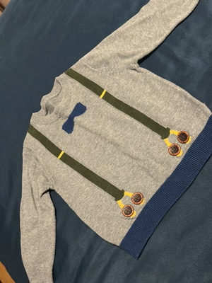 Knitted thin sweater used for 9-12 months