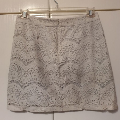 Mini lace skirt like new, light gray, size L