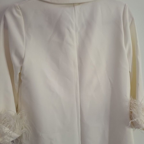 BSB Gold Label dress white new, size small, with collar and feather sleeves