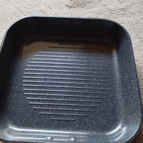 Neoflam grill pan like new with non-stick coating