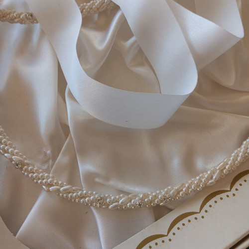 Wedding Stefana with pearls and Swarovski stones, new, white color