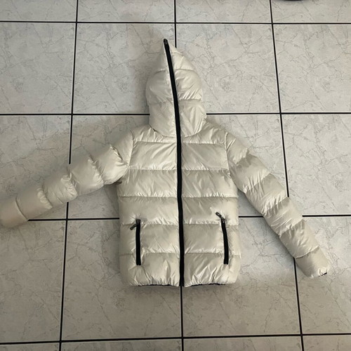 Puffer jacket with hood Small like new, white, warm