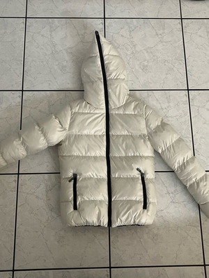 Puffer jacket with hood Small like new, white, warm