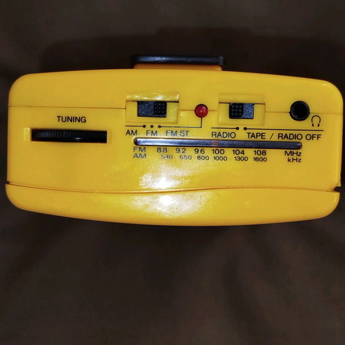 Vintage SHARP JC-F3 personal stereo cassette player FM used