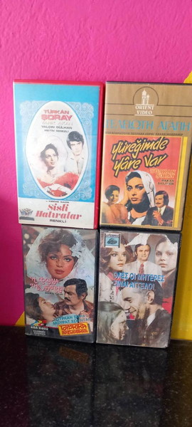VHS турски филми с известни актьори и… - € 30,00 - Vendora.gr