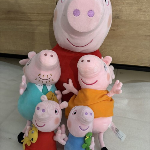 Peppa Pig plush set: whole family (4 pcs) + 1 large Peppa