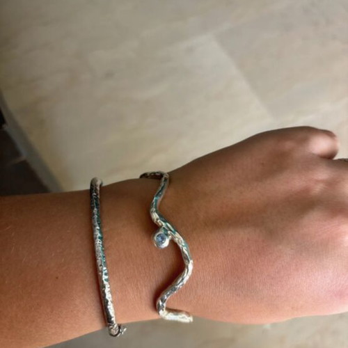 925 Silver Hammered Wavy Cuff Bracelet with Blue Zircon