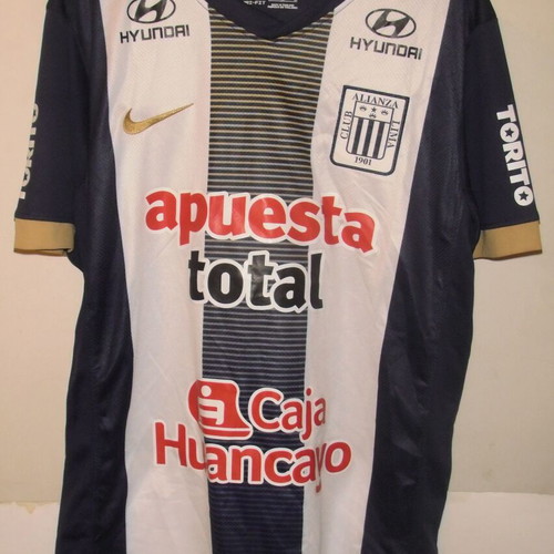 Club Alianza Lima Jersey like new, official replica, size Medium