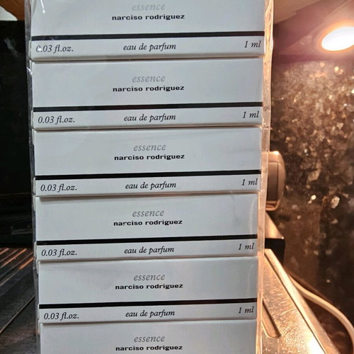 Narciso Rodriguez Essence Eau de Parfum new, pack of 12 x 1ml