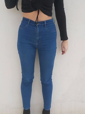 Pull & Bear dark blue high rise skinny denim jeans like new, size S